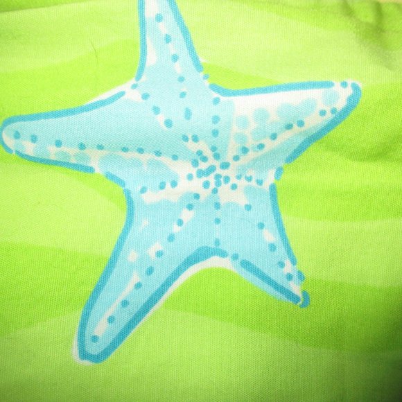 Lilly Pulitzer Skort, Girls Size 10, Green w/Blues - Picture 4 of 4